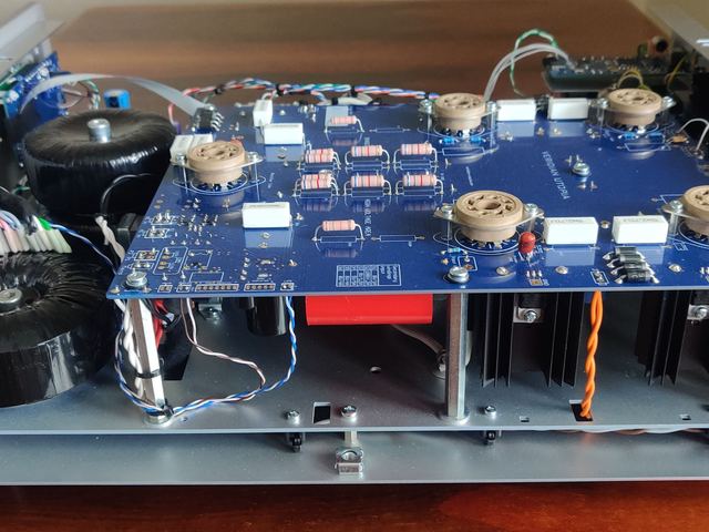 Power supply deck with the mains transformers