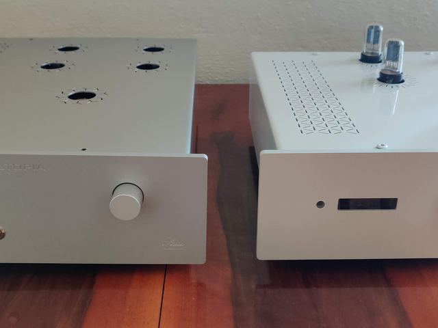 Two chassis depths: 40 cm and 50 cm